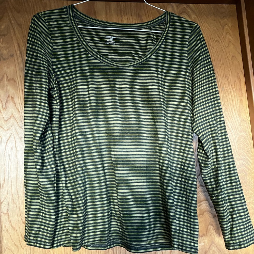 Horny Toad long sleeve scoop neck, size M, grey and yellow stripes